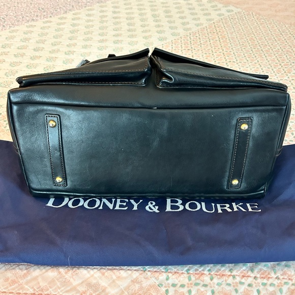 Dooney & Bourke Florentine Leather Clayton Satchel in Black, Excellent Used Cond - Picture 8 of 16